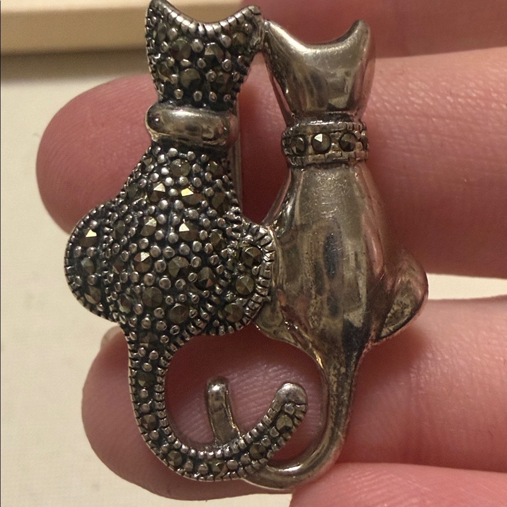 Sterling Silver 925 Marcasite Cat Duo Brooch - Picture 11 of 12